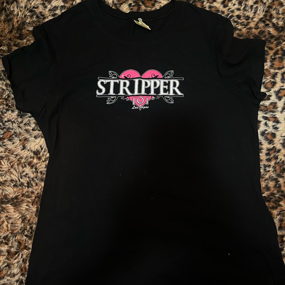 LAS VEGAS Kavio Black Graphic Tee with Pink Heart Design